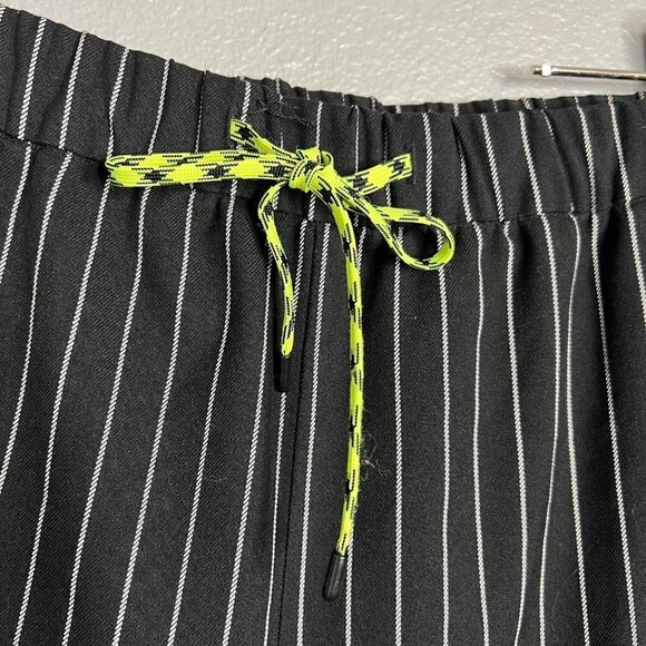 Collusion Pinstripe Wide Leg Crop‎ Pant Cargo Pocket Black White Streetwear 10 - Picture 3 of 11